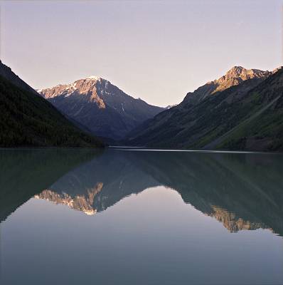 Горный Алтай, рассвет на Кучерлинском озере